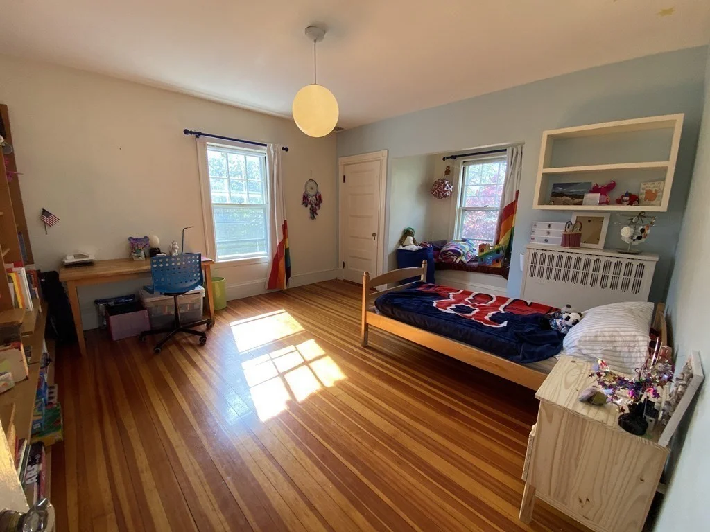 5 bed, 2 bath apartment for rent at 153 Upland Rd, Avon Hill — photo 19 of 36