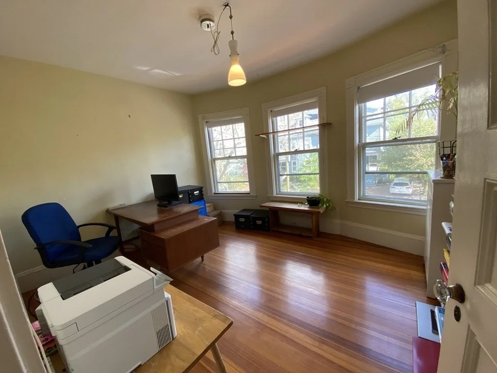 5 bed, 2 bath apartment for rent at 153 Upland Rd, Avon Hill — photo 15 of 36