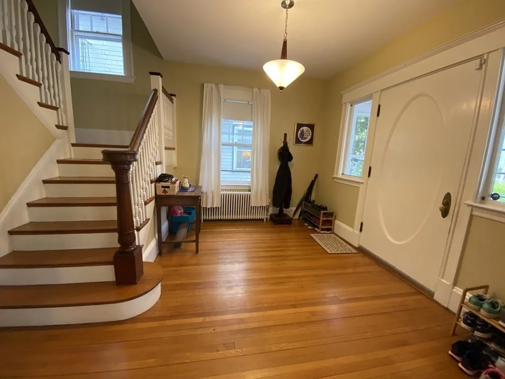 5 bed, 2 bath apartment for rent at 153 Upland Rd, Avon Hill — photo 4 of 36