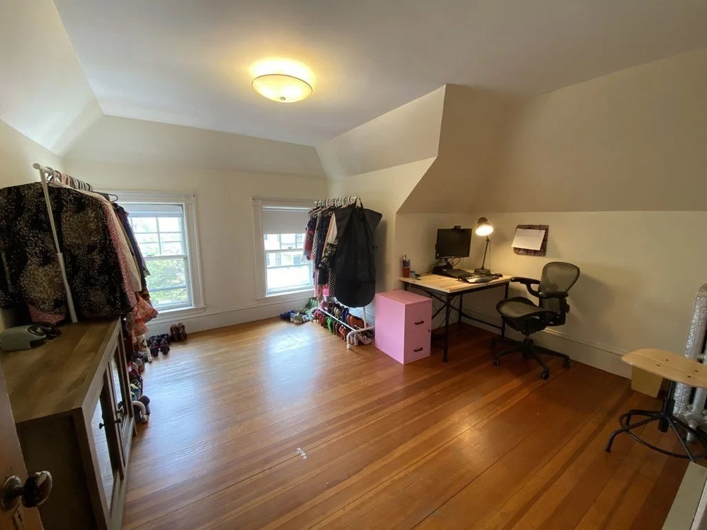 5 bed, 2 bath apartment for rent at 153 Upland Rd, Avon Hill — photo 12 of 36