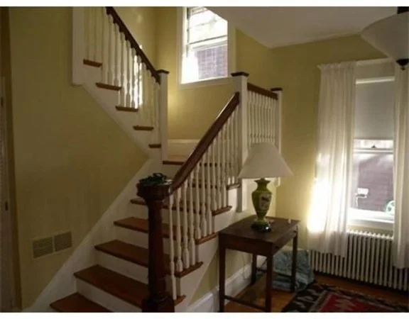 5 bed, 2 bath apartment for rent at 153 Upland Rd, Avon Hill — photo 32 of 36
