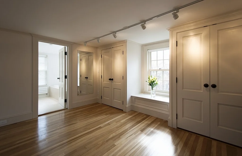 5 bed, 3 bath apartment for rent at 153 Watson Rd, Belmont — photo 9 of 20