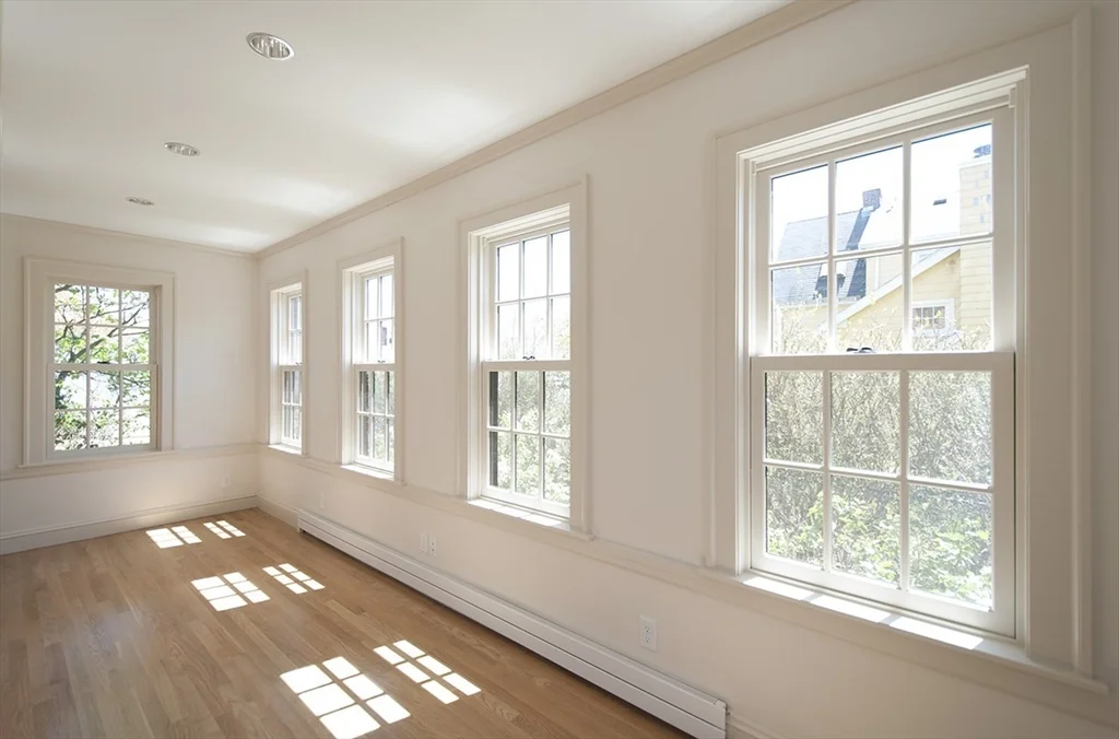 5 bed, 3 bath apartment for rent at 153 Watson Rd, Belmont — photo 5 of 20