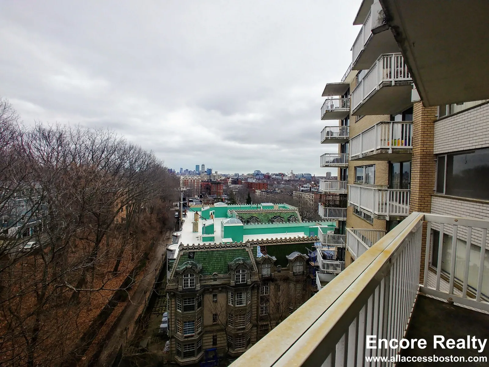 1 bed, 1.5 bath apartment for rent at 1530 Beacon St Unit 1107, Corey Hill