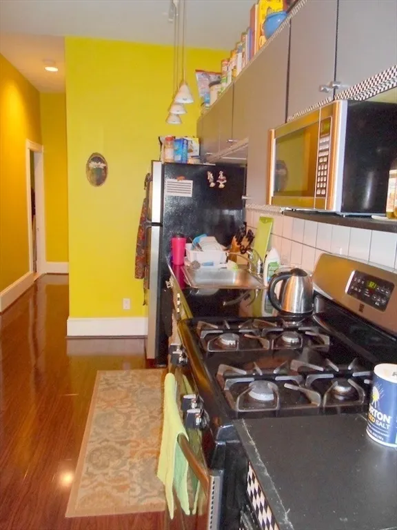 2 bed, 1 bath apartment for rent at 1530 Cambridge St Unit 2, Mid Cambridge — photo 5 of 14
