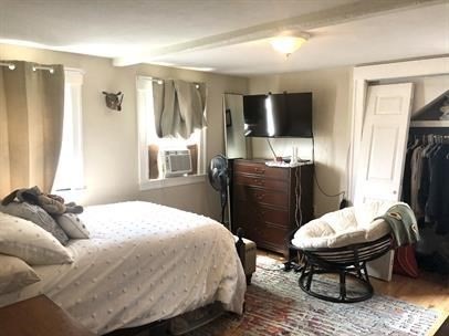 5 bed, 2 bath apartment for rent at 1530 Columbia Rd Unit 1, South Boston