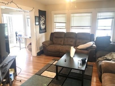 5 bed, 2 bath apartment for rent at 1530 Columbia Rd Unit 1, South Boston — photo 9 of 12