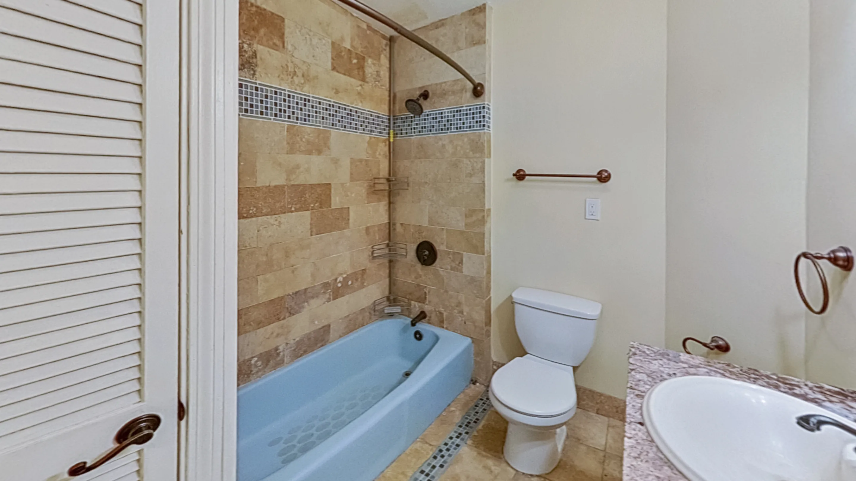 Studio bed, 1 bath apartment for rent at 1536 Tremont St Unit R, Mission Hill — photo 6 of 6