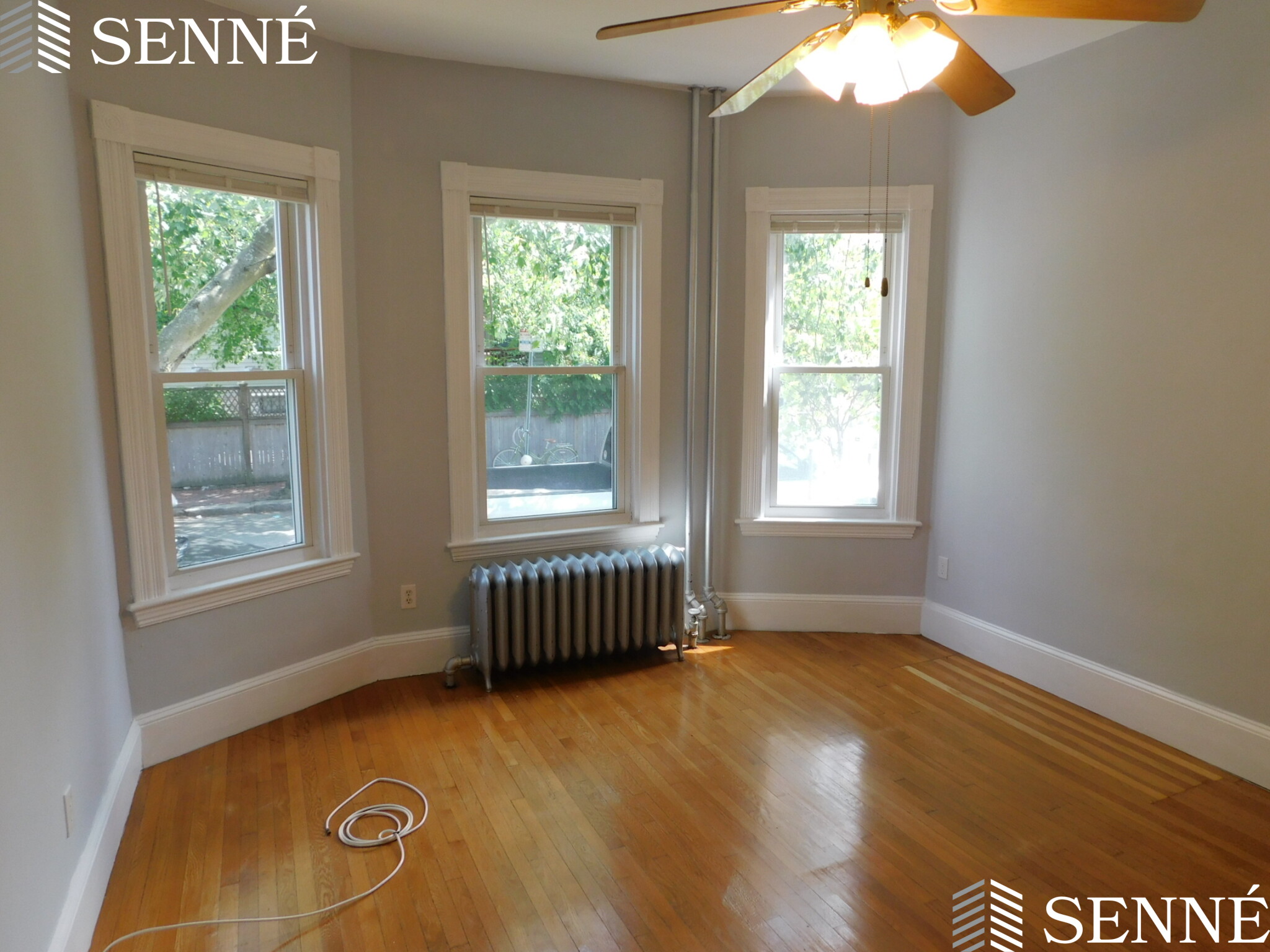 3 bed, 1 bath apartment for rent at 1537 Cambridge St Unit 1, Mid-Cambridge — photo 3 of 11