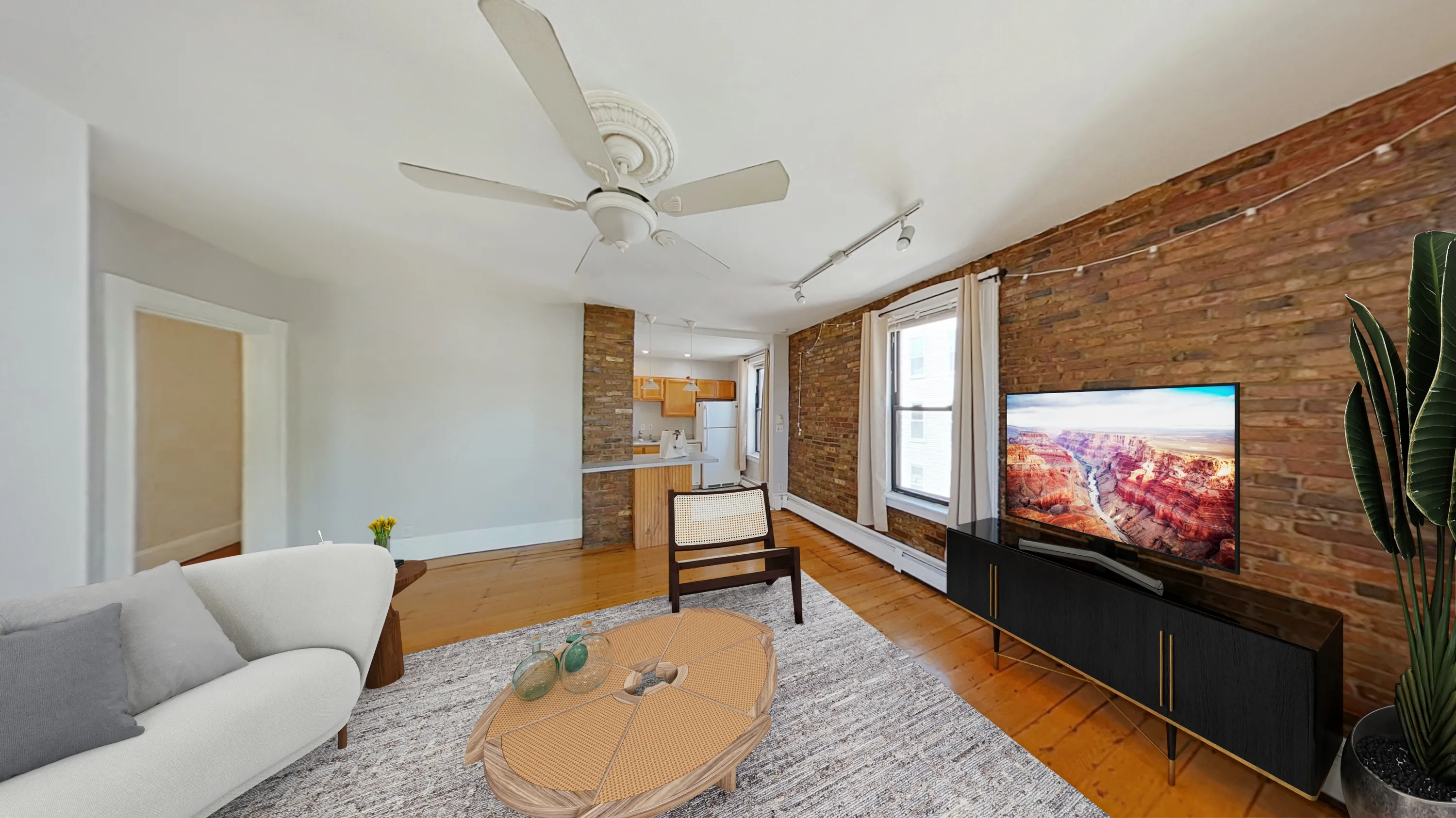 4 bed, 1 bath apartment for rent at 1538 Tremont St Unit 3, Mission Hill — photo 2 of 8