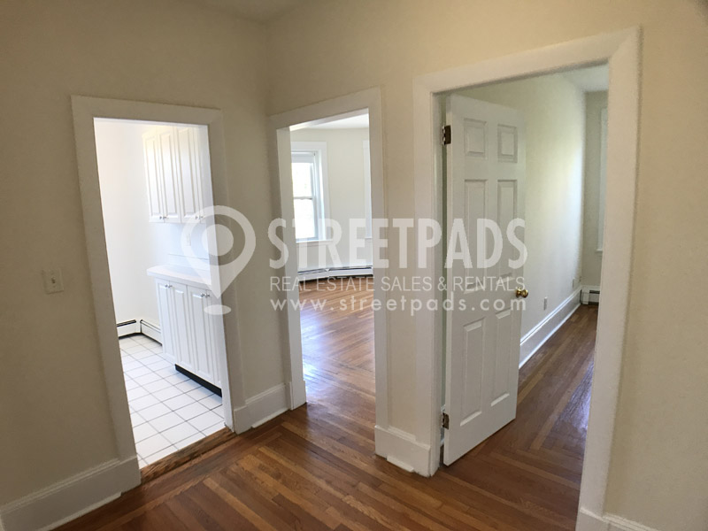2 bed, 1 bath apartment for rent at 1539 Beacon St Unit 16, Griggs Park — photo 9 of 19