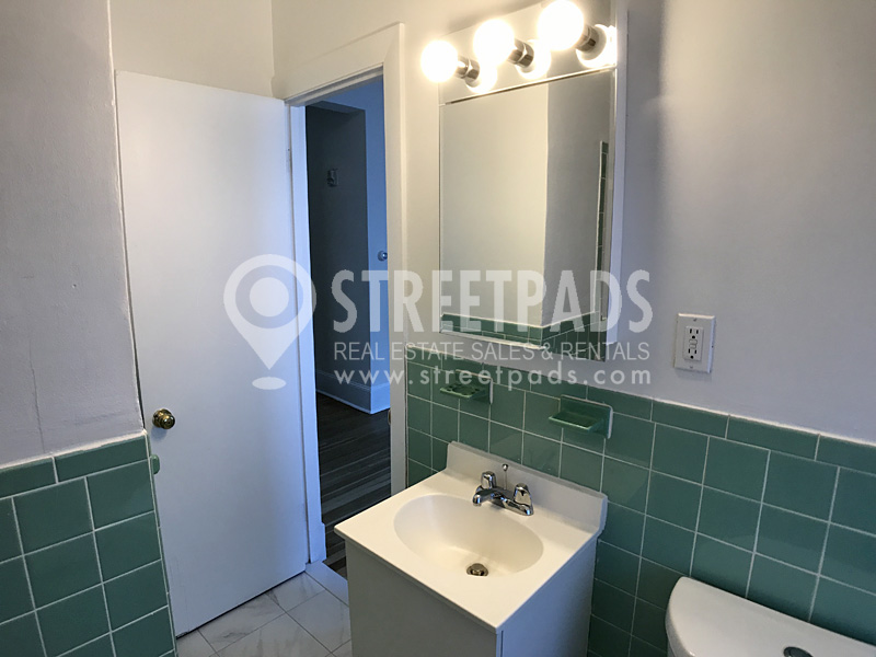 Studio bed, 1 bath apartment for rent at 1539 Beacon St Unit 3, Griggs Park — photo 12 of 13