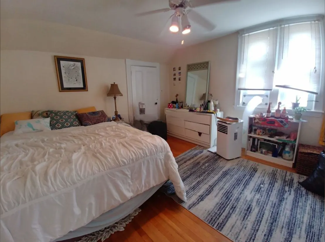 3 bed, 1 bath apartment for rent at 1539 Cambridge St Unit 3, Mid-Cambridge — photo 7 of 13