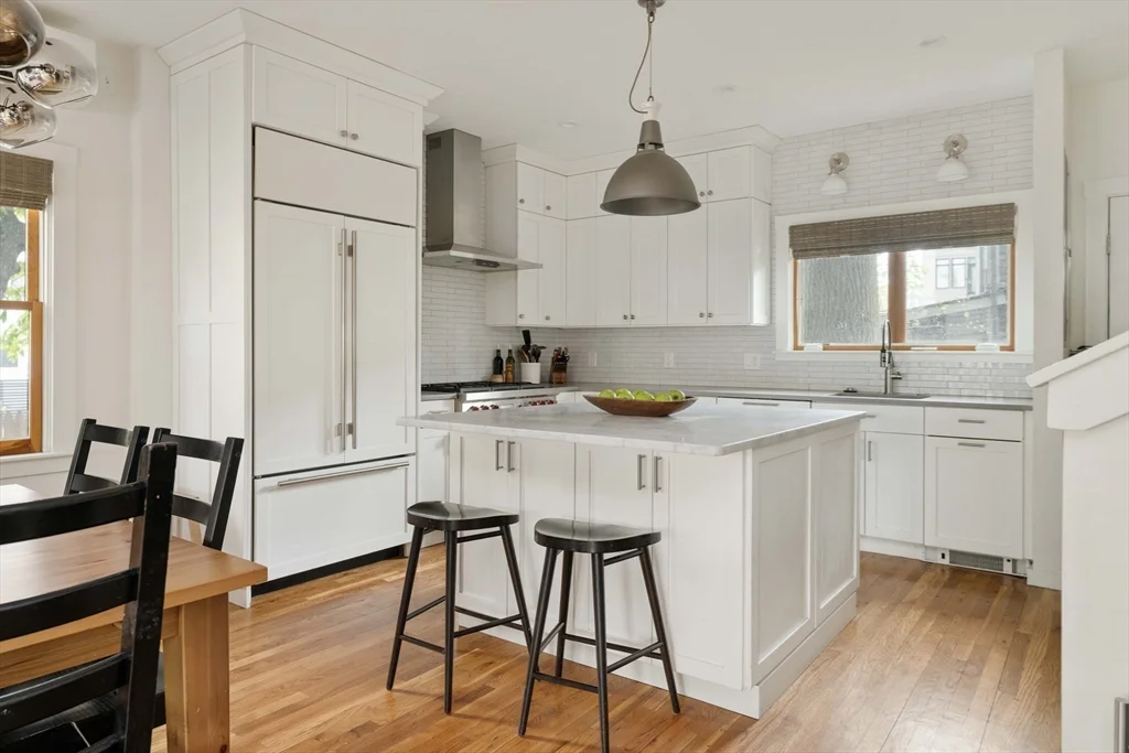 3 bed, 2 bath apartment for rent at 154 Allston St Unit 154, Cambridgeport — photo 2 of 27