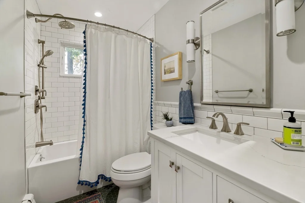 3 bed, 2 bath apartment for rent at 154 Allston St Unit 154, Cambridgeport — photo 18 of 27