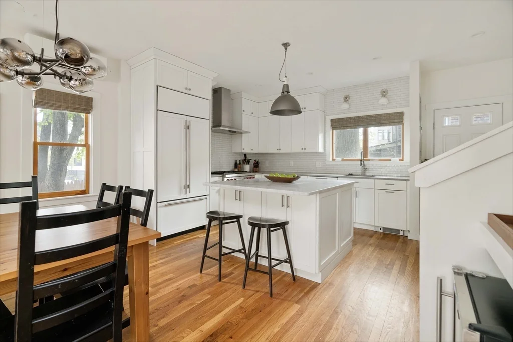 3 bed, 2 bath apartment for rent at 154 Allston St Unit 154, Cambridgeport — photo 6 of 27