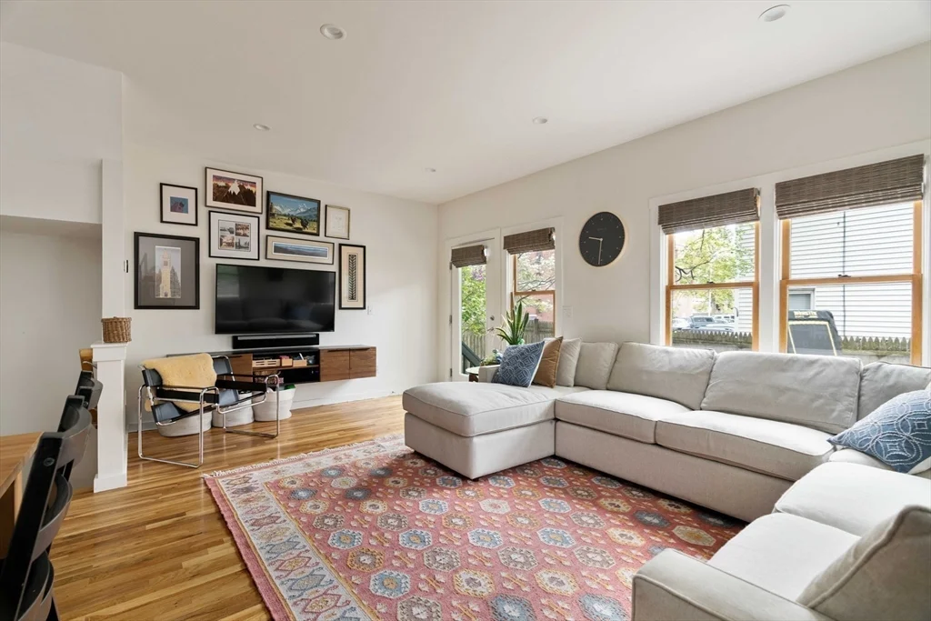 3 bed, 2 bath apartment for rent at 154 Allston St Unit 154, Cambridgeport — photo 7 of 27
