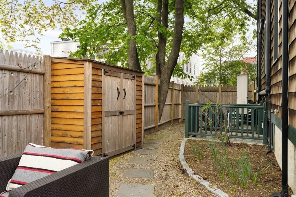 3 bed, 2 bath apartment for rent at 154 Allston St Unit 154, Cambridgeport — photo 27 of 27