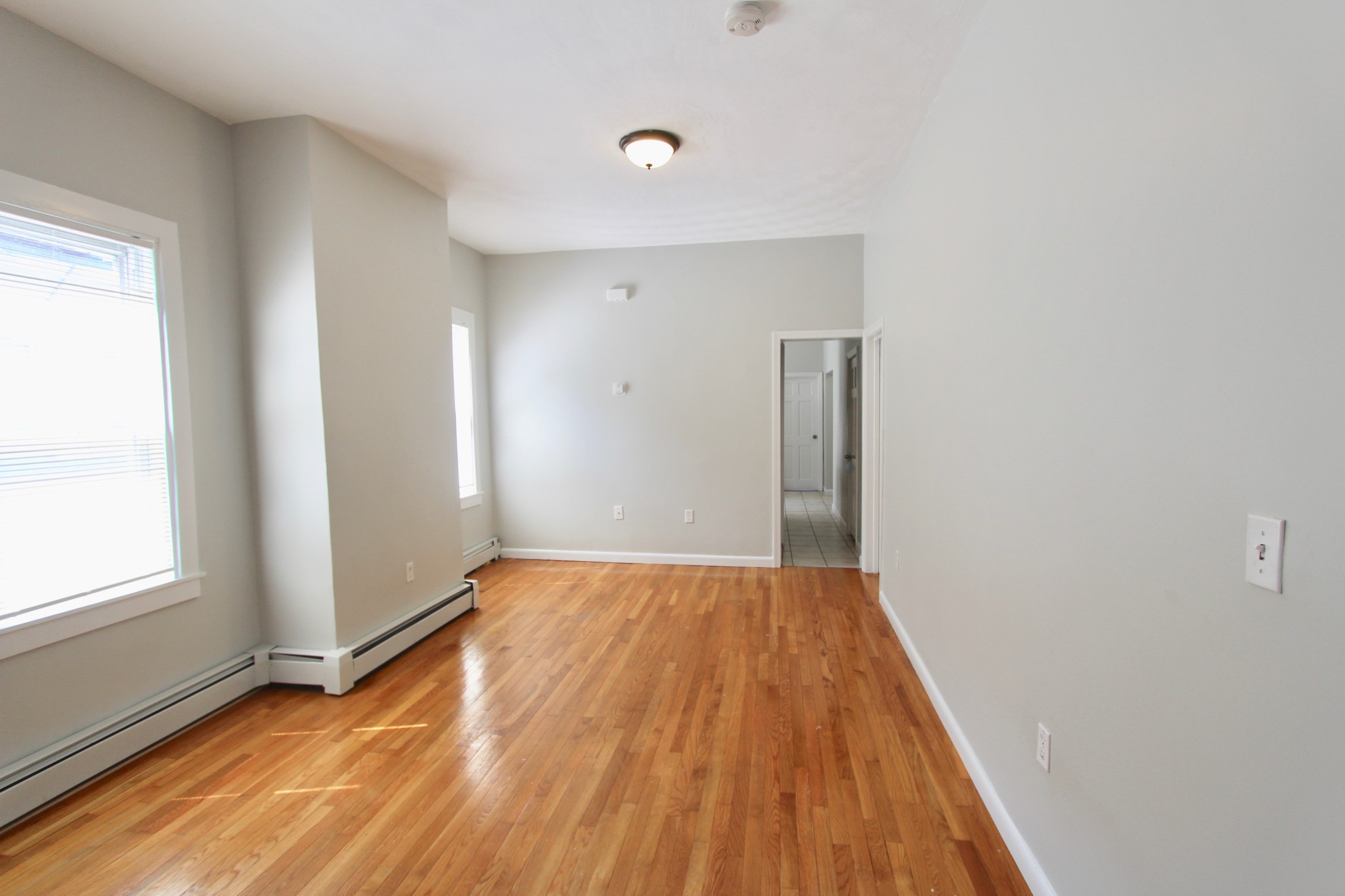 4 bed, 2 bath apartment for rent at 154 Bennington St Unit 2, East Boston — photo 2 of 10