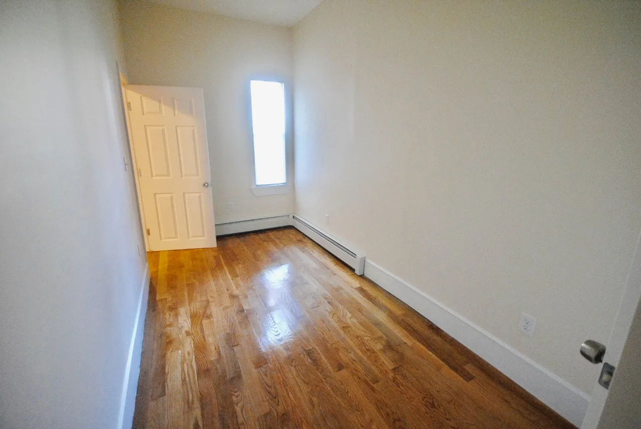 4 bed, 2 bath apartment for rent at 154 Bennington St Unit 3, East Boston — photo 6 of 10
