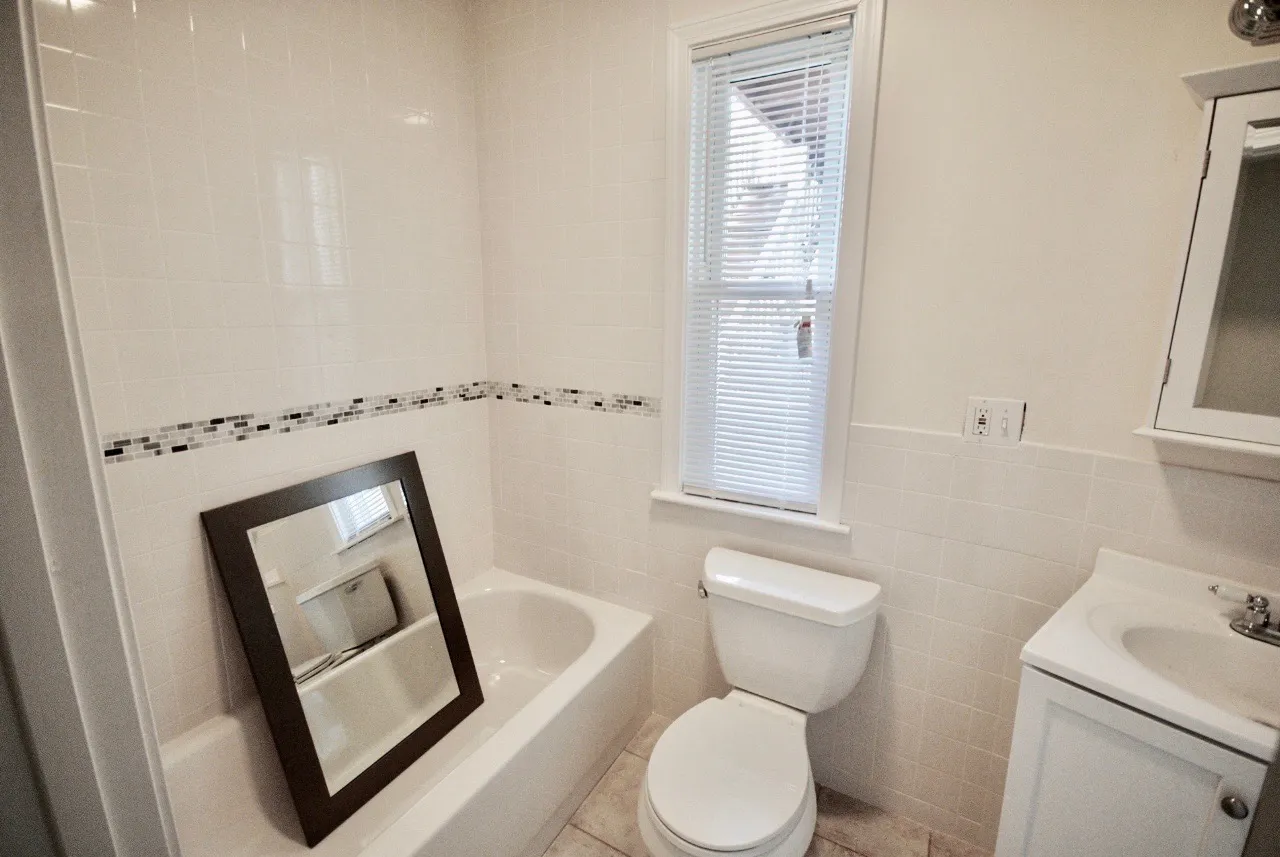 4 bed, 2 bath apartment for rent at 154 Bennington St Unit 3, East Boston — photo 8 of 10