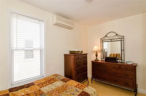 2 bed, 1 bath apartment for rent at 154 Boylston Unit 2, Jamaica Plain — photo 8 of 25
