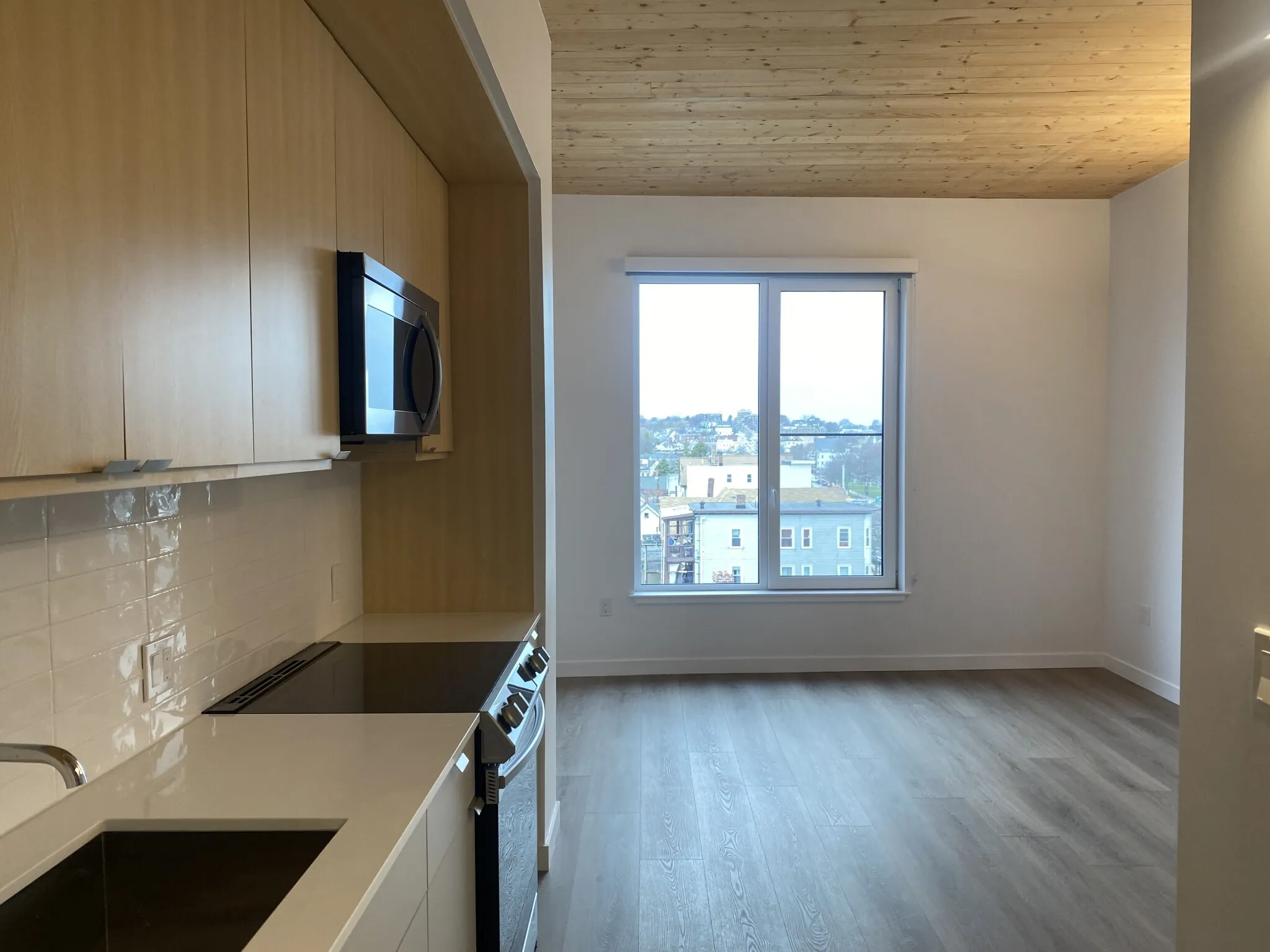 Studio bed, 1 bath apartment for rent at 154 Broadway Unit 507, East Somerville — photo 11 of 35