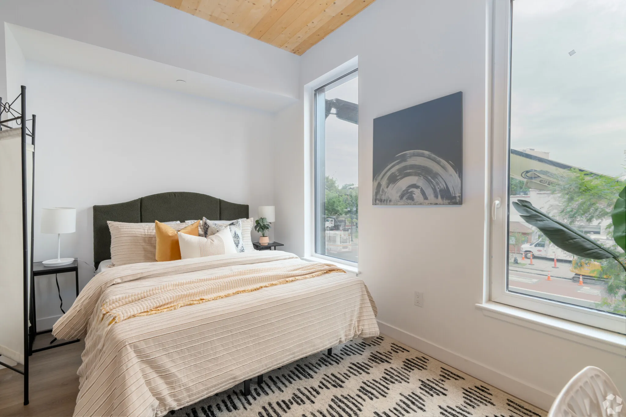 Studio bed, 1 bath apartment for rent at 154 Broadway Unit 507, East Somerville — photo 7 of 35