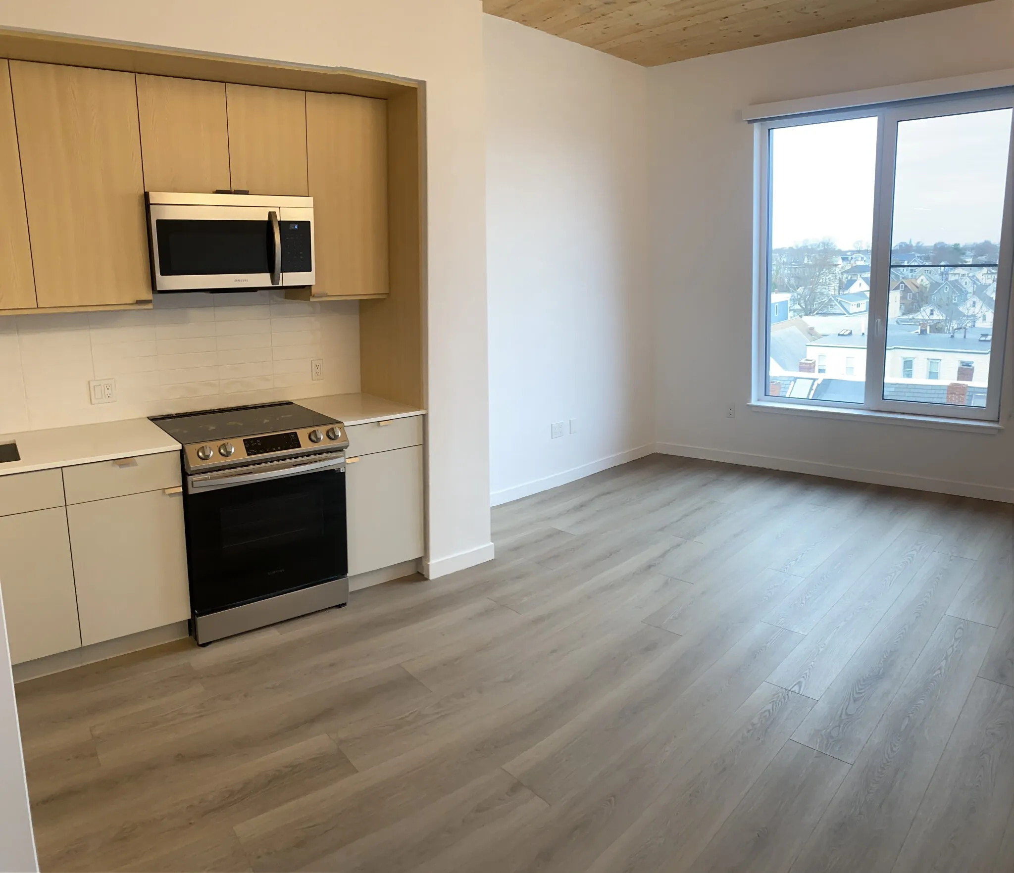 Studio bed, 1 bath apartment for rent at 154 Broadway Unit 507, East Somerville — photo 9 of 35