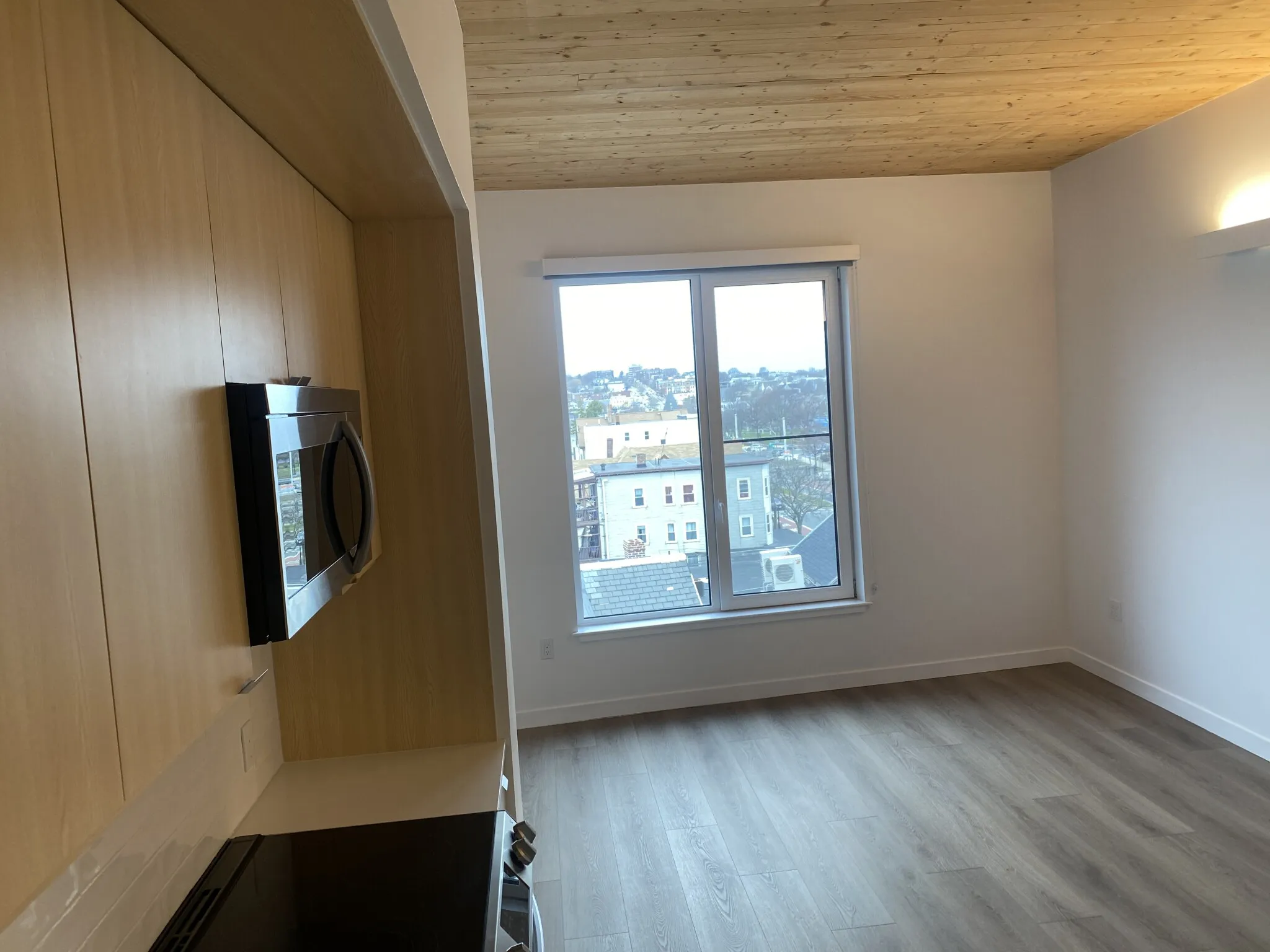 Studio bed, 1 bath apartment for rent at 154 Broadway Unit 507, East Somerville — photo 13 of 35