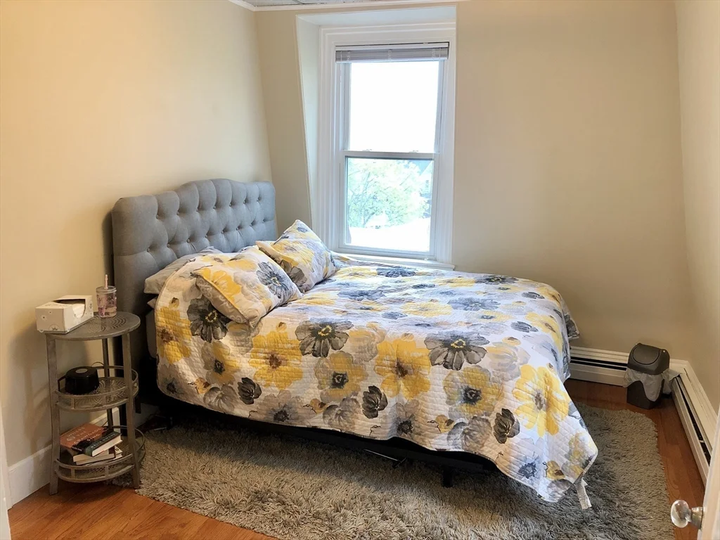 1 bed, 1 bath apartment for rent at 154 Central St Unit 10, Magoun Square — photo 14 of 17