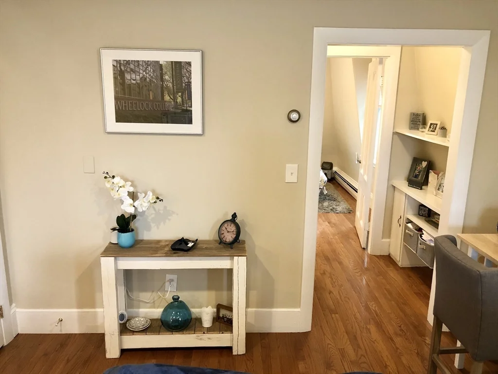 1 bed, 1 bath apartment for rent at 154 Central St Unit 10, Magoun Square — photo 9 of 17
