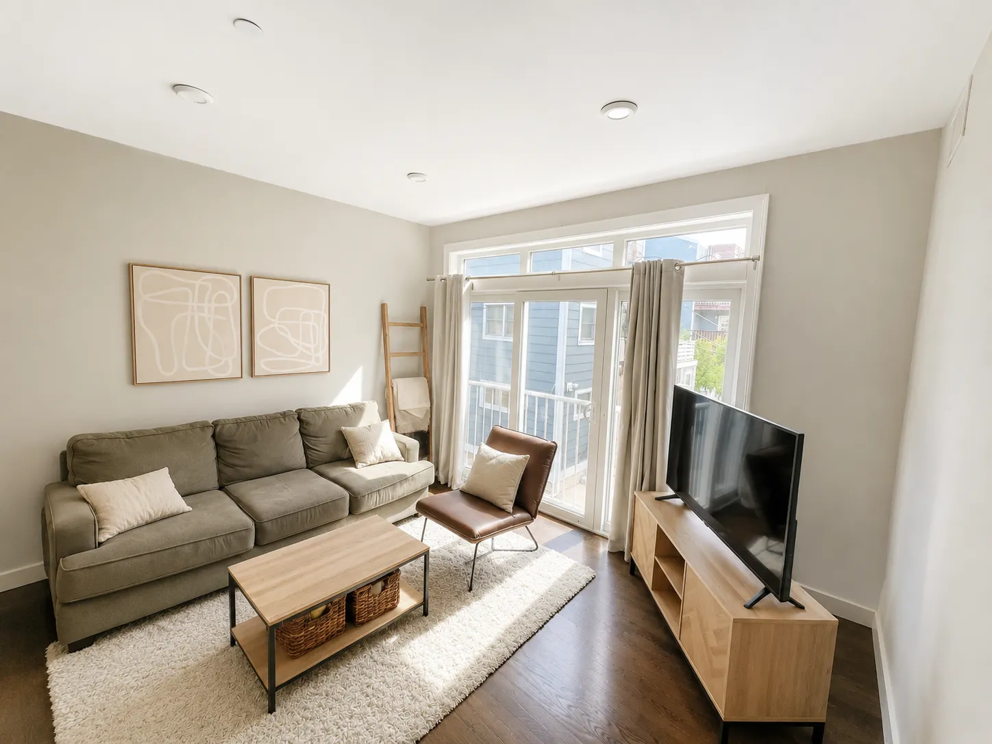 2 bed, 2 bath apartment for rent at 154 Gold St Unit 1, South Boston — photo 8 of 15