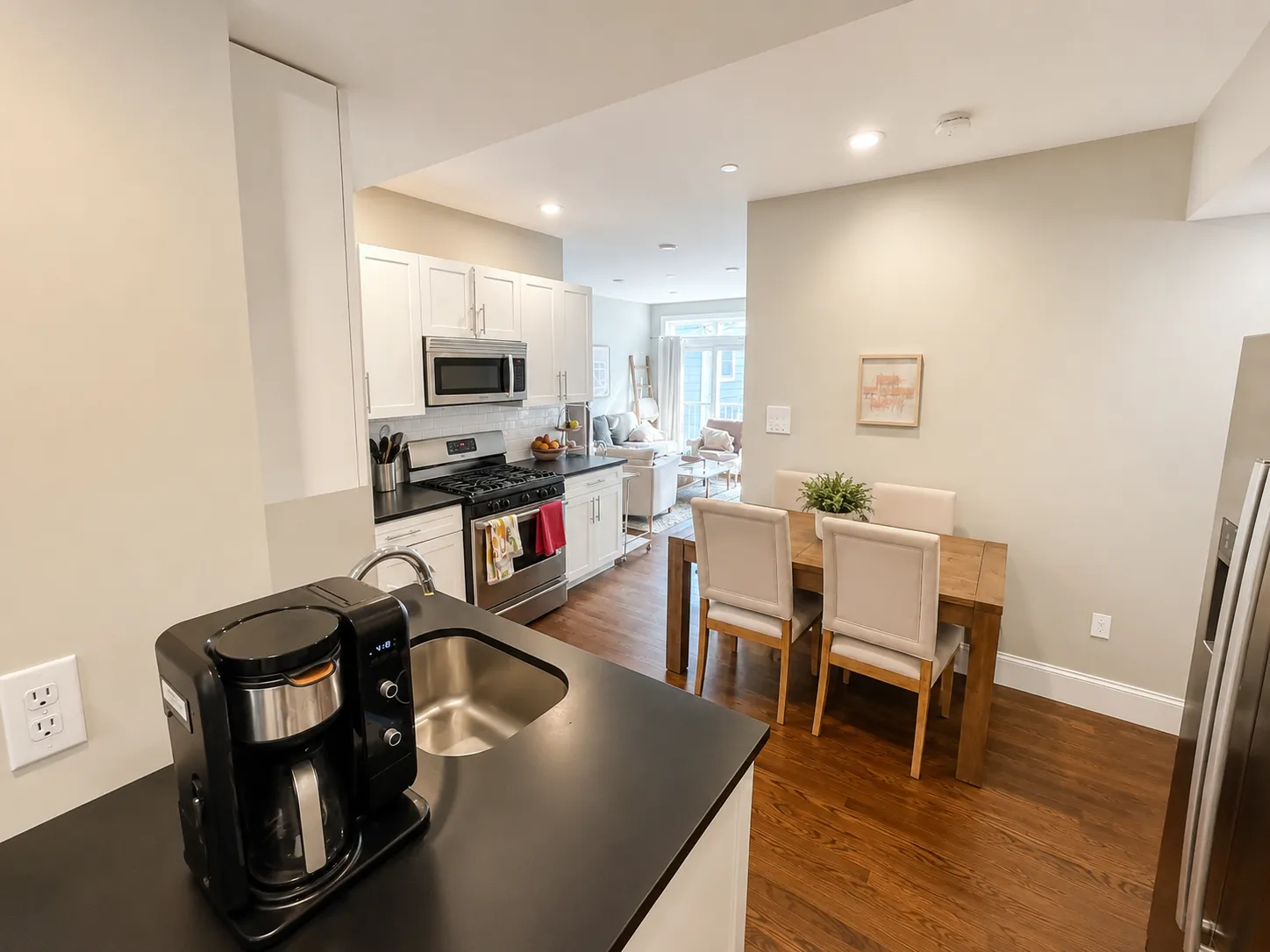 2 bed, 2 bath apartment for rent at 154 Gold St Unit 1, South Boston — photo 12 of 15