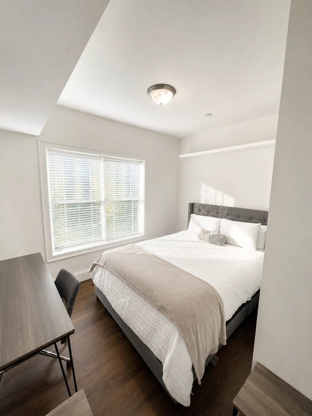 2 bed, 2 bath apartment for rent at 154 Gold St Unit 1, South Boston — photo 7 of 15
