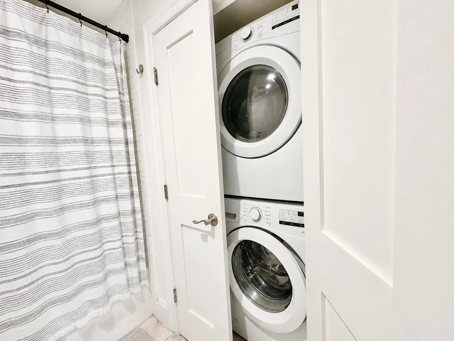 2 bed, 1 bath apartment for rent at 154 Gold St Unit 3, South Boston — photo 5 of 21