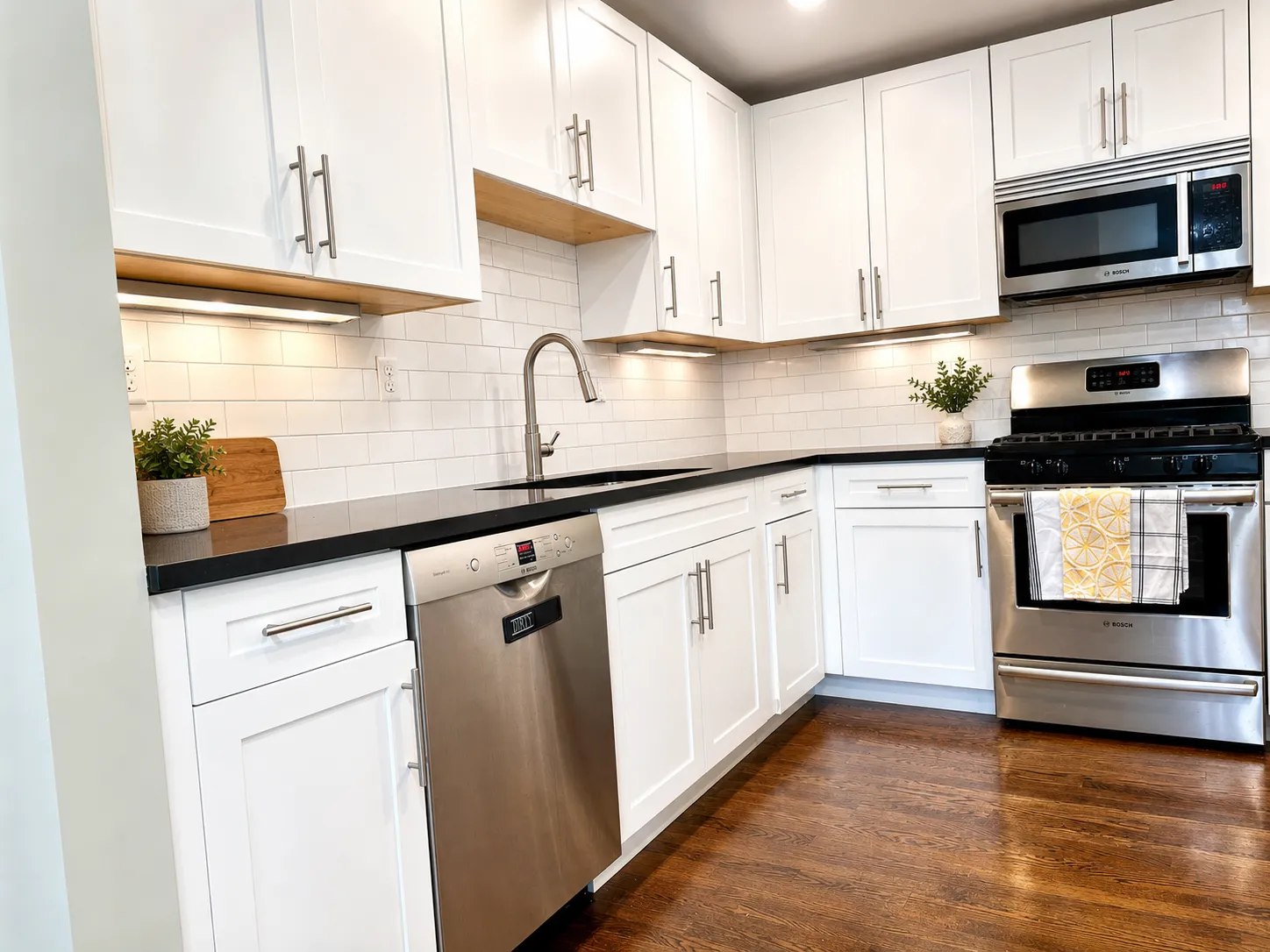 2 bed, 1 bath apartment for rent at 154 Gold St Unit 3, South Boston — photo 15 of 21