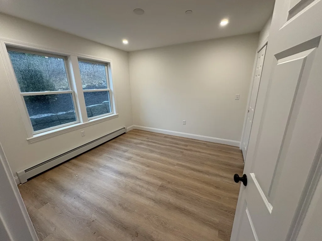 2 bed, 1 bath apartment for rent at 154 Granite St Unit 2&3, Rockport — photo 19 of 22