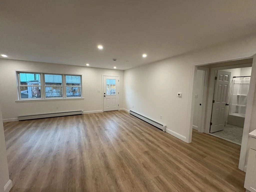 2 bed, 1 bath apartment for rent at 154 Granite St Unit 2&3, Rockport — photo 15 of 22