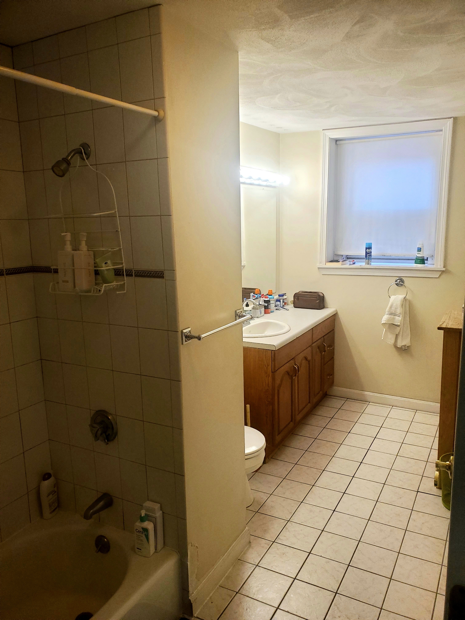 3.5 bed, 2 bath apartment for rent at 154 Harvard St Unit 7, Coolidge Corner — photo 5 of 11