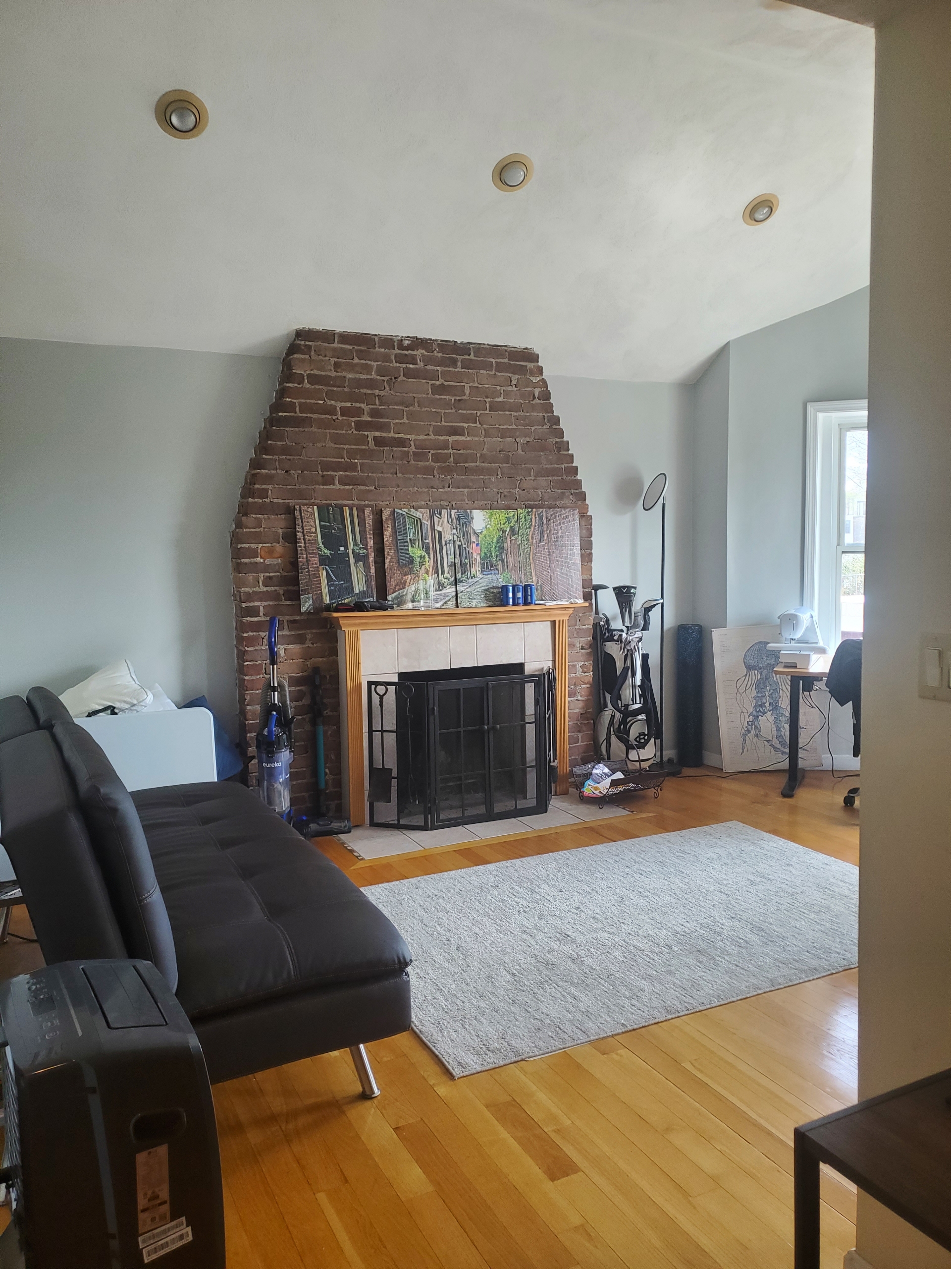 3.5 bed, 2 bath apartment for rent at 154 Harvard St Unit 7, Coolidge Corner — photo 4 of 11