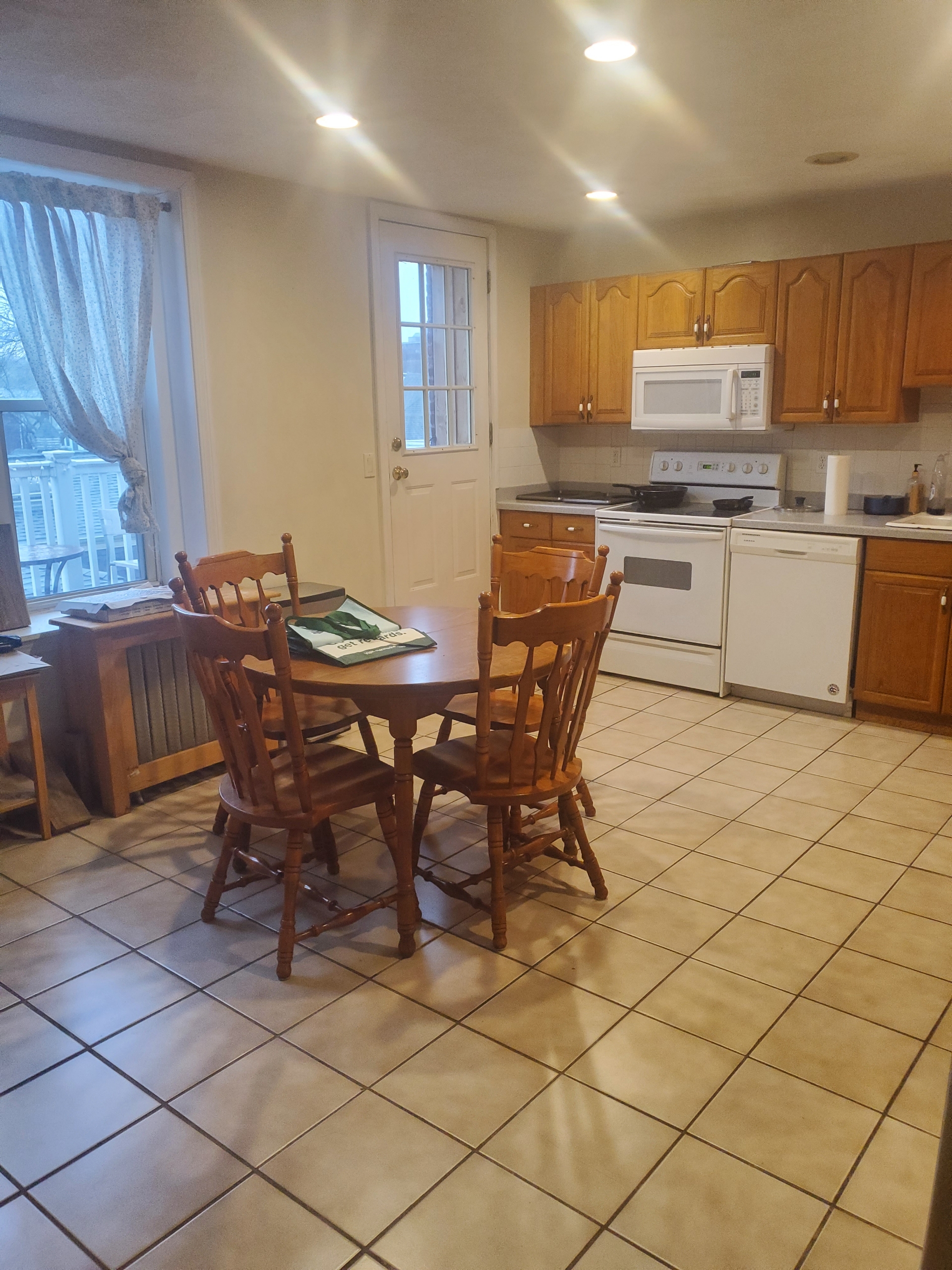 3.5 bed, 2 bath apartment for rent at 154 Harvard St Unit 7, Coolidge Corner — photo 1 of 11