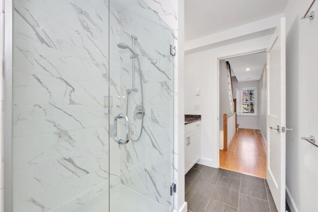 3 bed, 2 bath apartment for rent at 154 Highland St Unit 154, Roxbury — photo 18 of 35