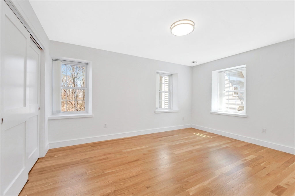 3 bed, 2 bath apartment for rent at 154 Highland St Unit 154, Roxbury — photo 16 of 35