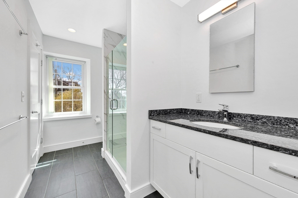 3 bed, 2 bath apartment for rent at 154 Highland St Unit 154, Roxbury — photo 19 of 35