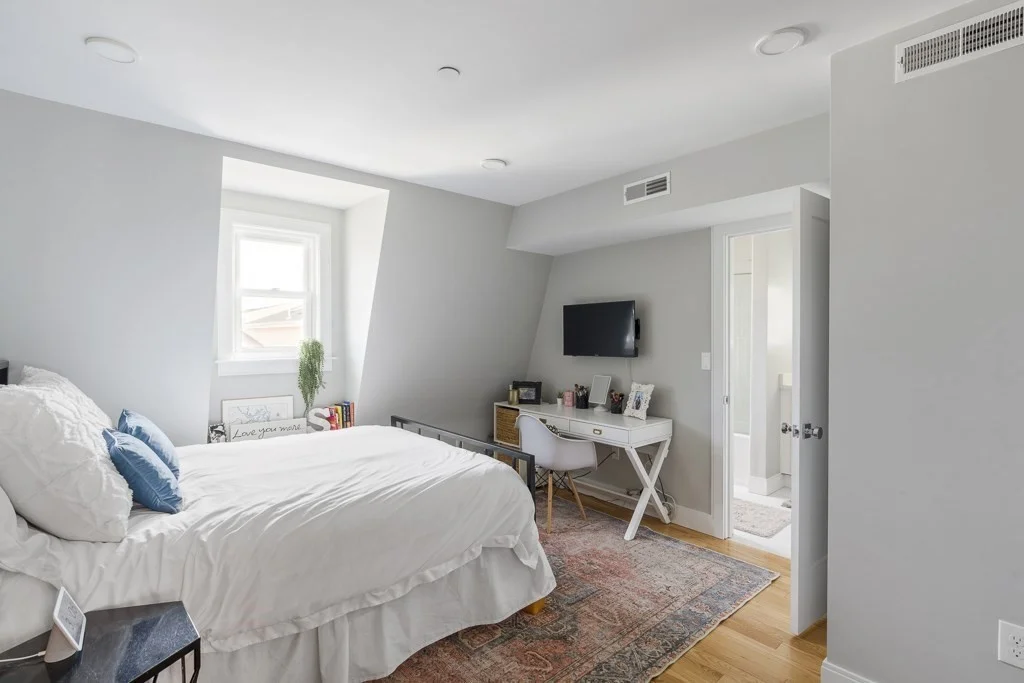 1 bed, 1 bath apartment for rent at 154 Lexington St Unit 3, East Boston — photo 10 of 16