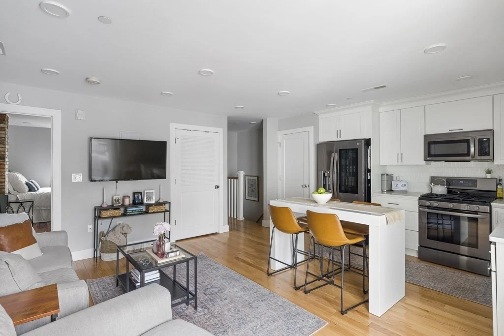 1 bed, 1 bath apartment for rent at 154 Lexington St Unit 3, East Boston — photo 7 of 16