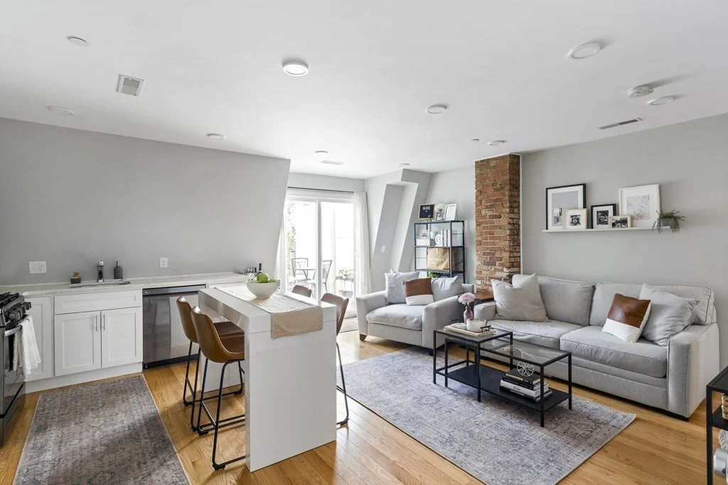 1 bed, 1 bath apartment for rent at 154 Lexington St Unit 3, East Boston — photo 5 of 16
