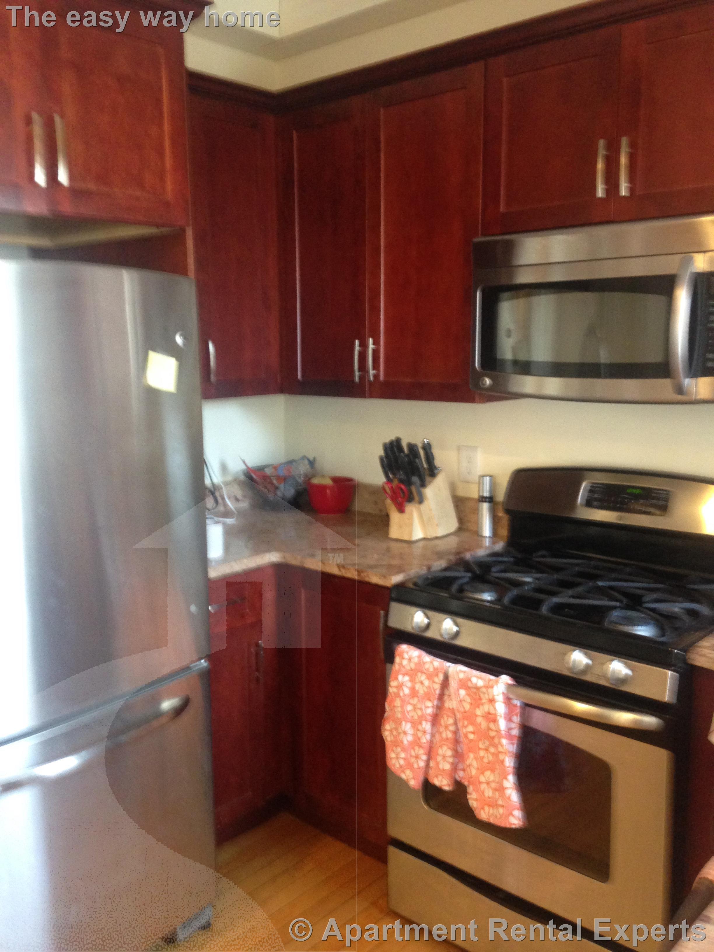 4 bed, 2 bath apartment for rent at 154 Magazine St Unit 2, Cambridgeport — photo 2 of 23