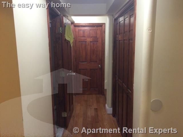 4 bed, 2 bath apartment for rent at 154 Magazine St Unit 2, Cambridgeport — photo 3 of 23